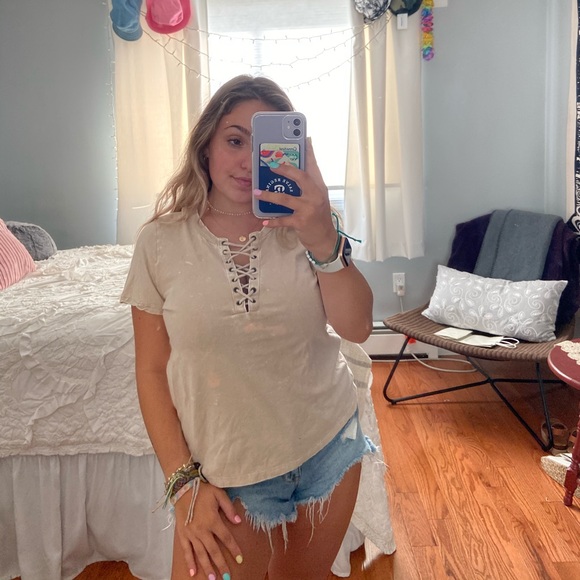 ✰ ✰ BLEACHED DISTRESSED T SHIRT ✰ ✰ - Picture 1 of 4